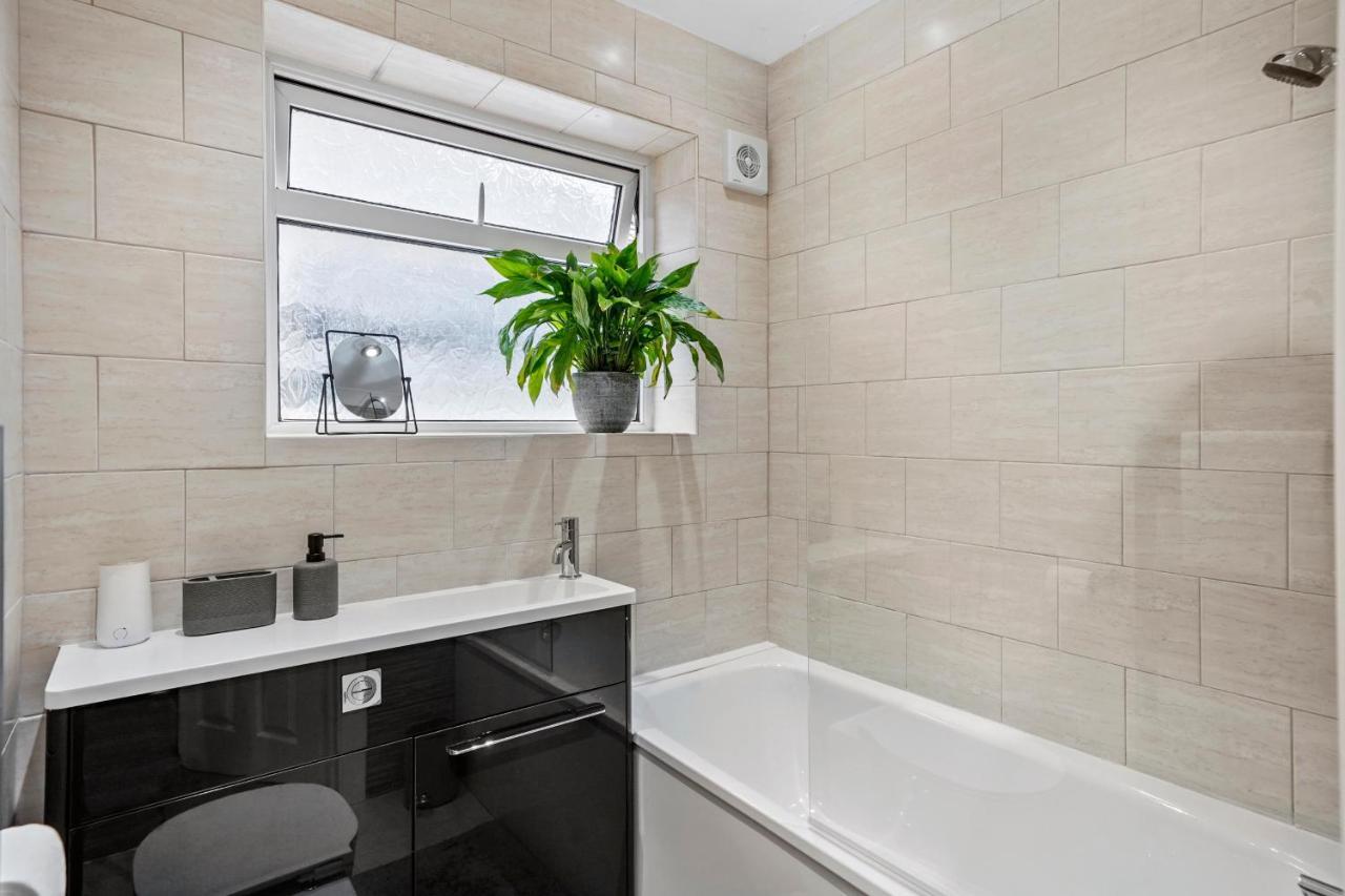 Stylish Maisonette Near The Heath With Free Parking & Wi-Fi Maidstone Exteriér fotografie